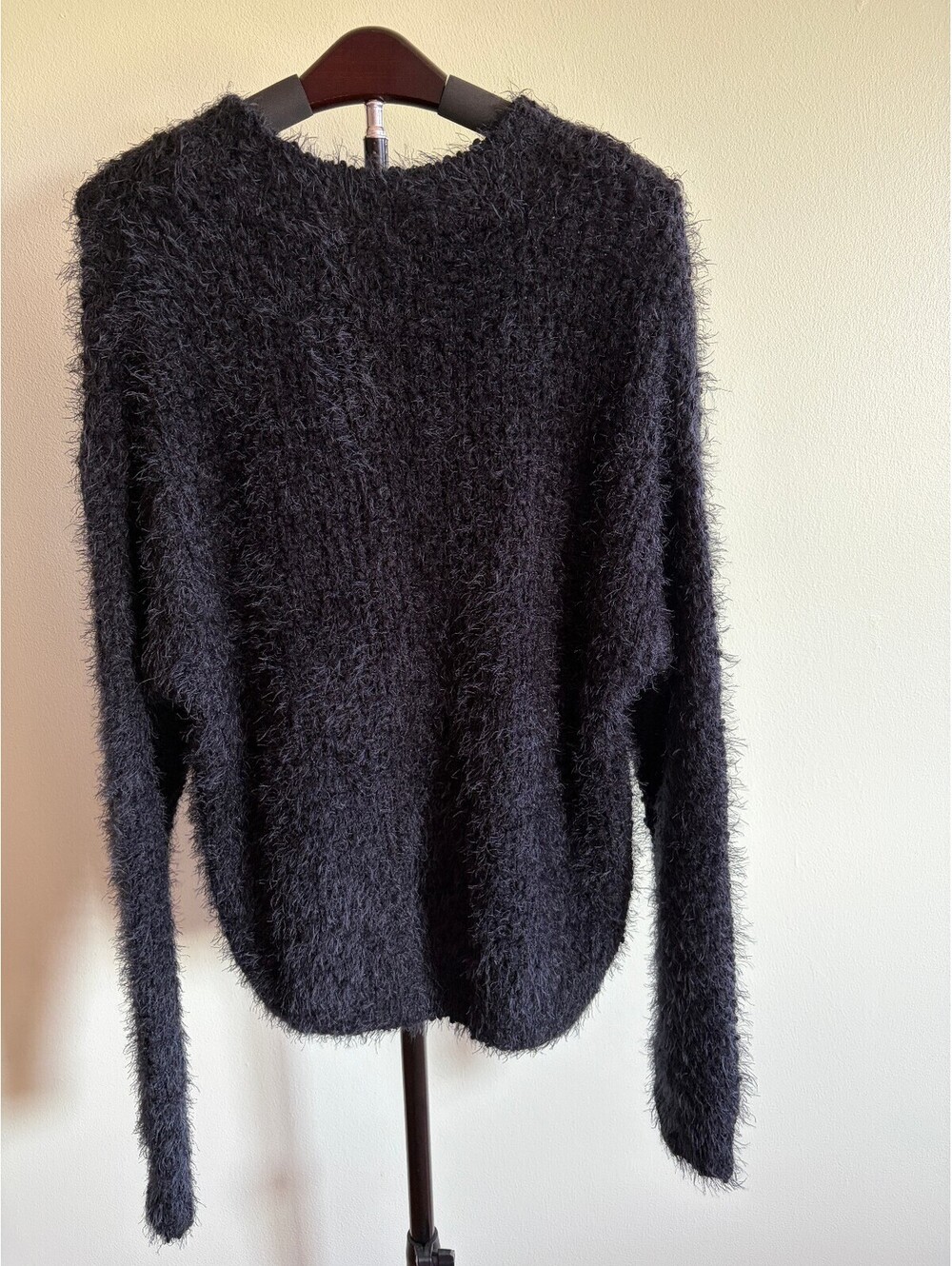 SO Women’s Large Black Fuzzy Eyelash Knit Pullover Sweater